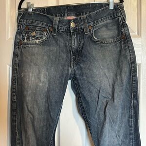 True Religion men’s blue button back pocket straight leg jeans size 32